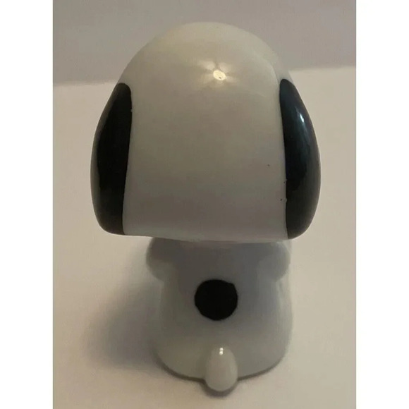 Vintage 1958-65-66-72 Peanuts Snoopy Holding Woodstock Ceramic Figurine 3.25 In - Picture 5 of 10